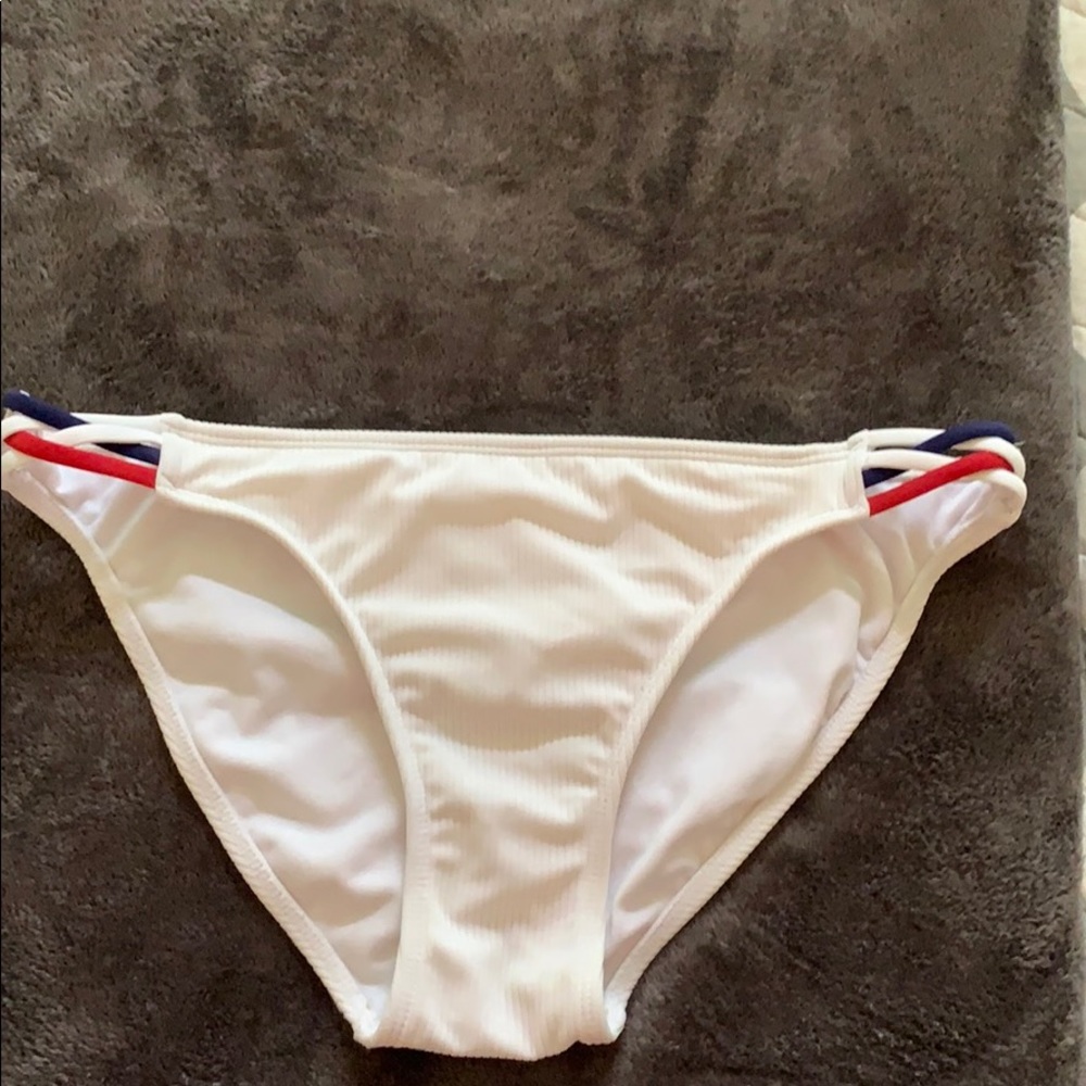 Swimsuit bottoms